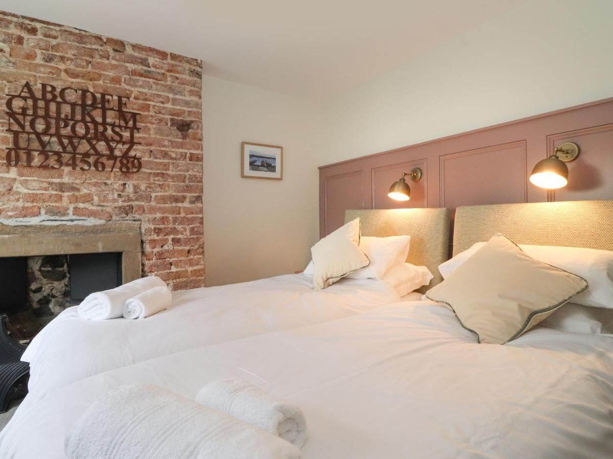 Fran'S Nest Villa Keswick  Bagian luar foto